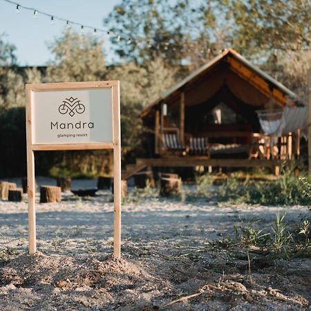 Glamping Mandra Hotel Затока Екстериор снимка