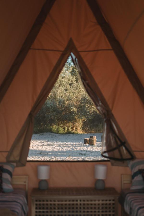 Glamping Mandra Hotel Затока Екстериор снимка